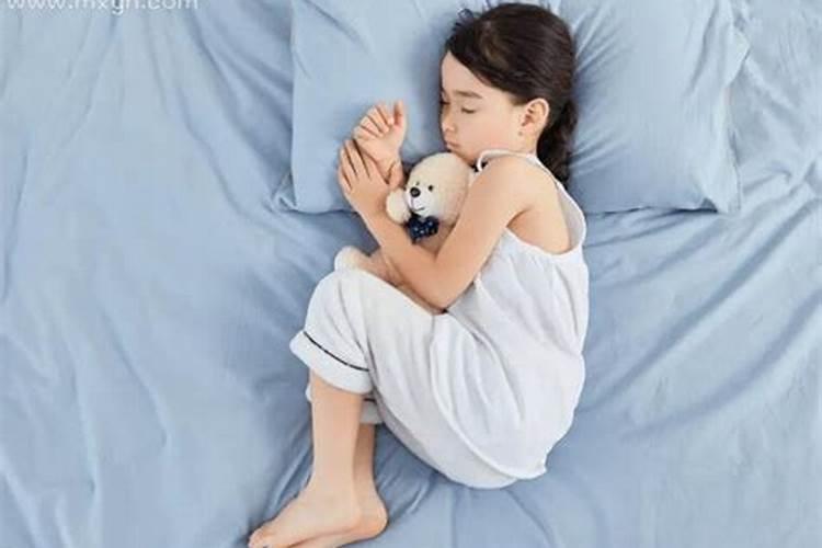 梦见哄婴儿睡觉，是什么意思？